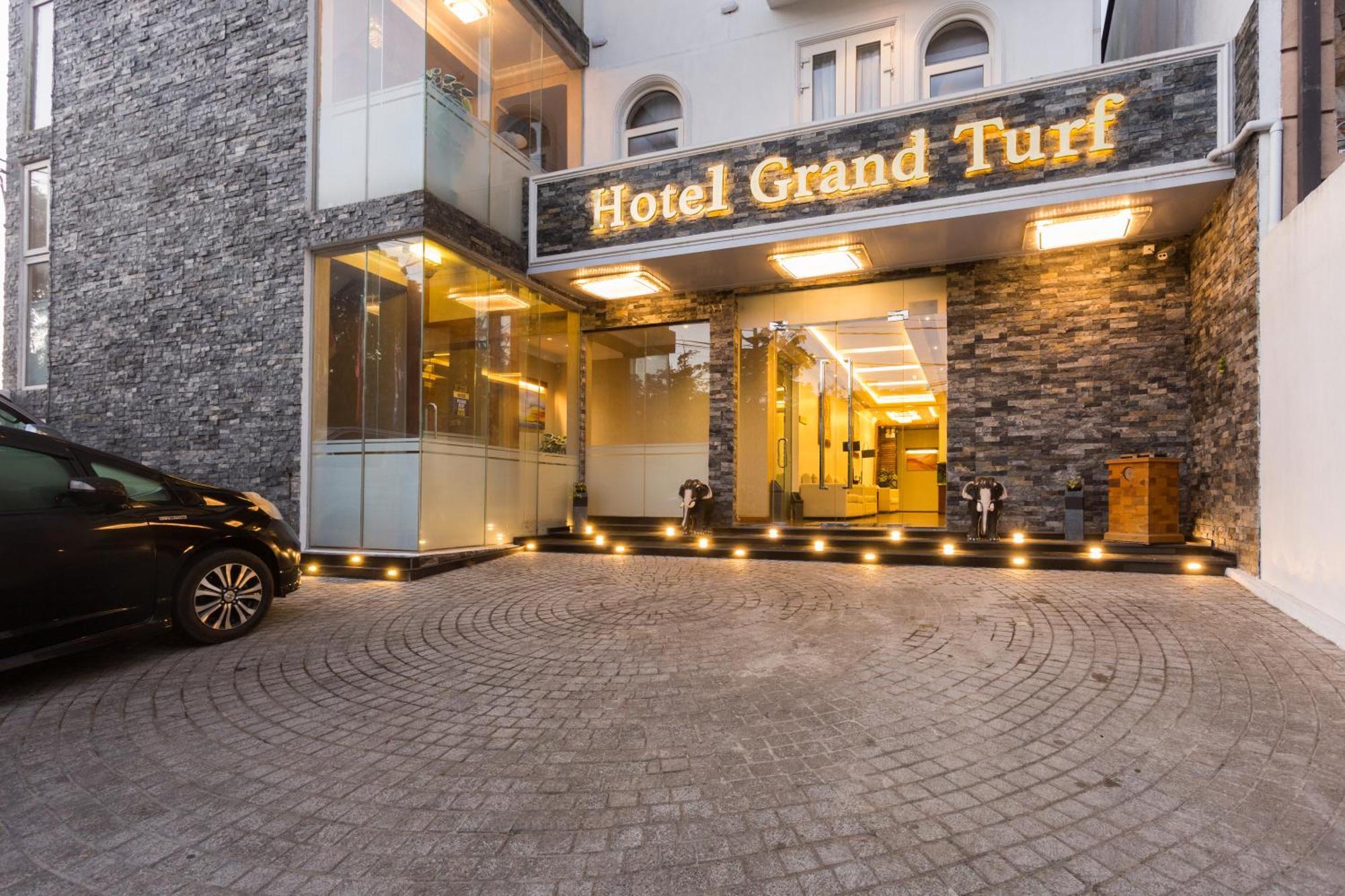 Hotel Grand Turf By Gsp Нувара-Елія Екстер'єр фото